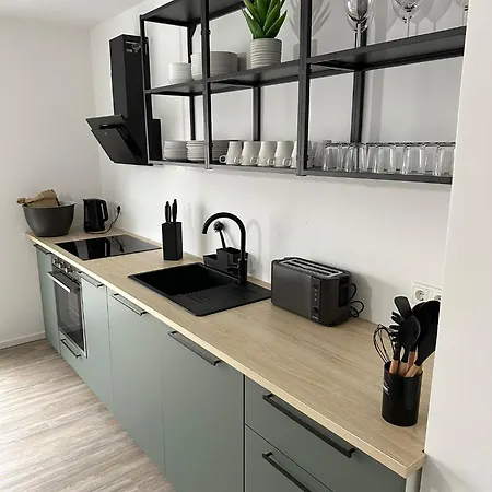 Komfortable Xxl Teamsuite Mit 1,20 Betten *